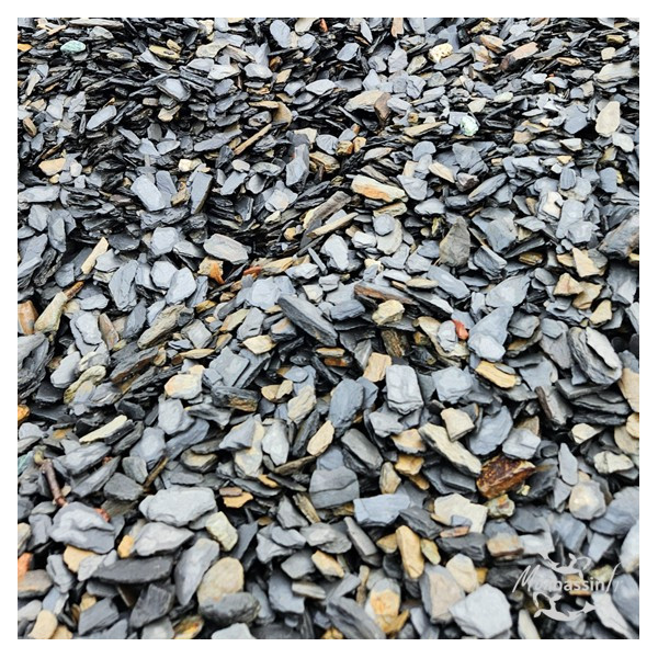 Ardoise Pilée Tigrée 10/40 mm - Paillage Décoratif | MonBassin.fr