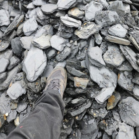 Ardoise Pilée 120+ mm - Dalles d'Ardoise Naturelle | MonBassin.fr