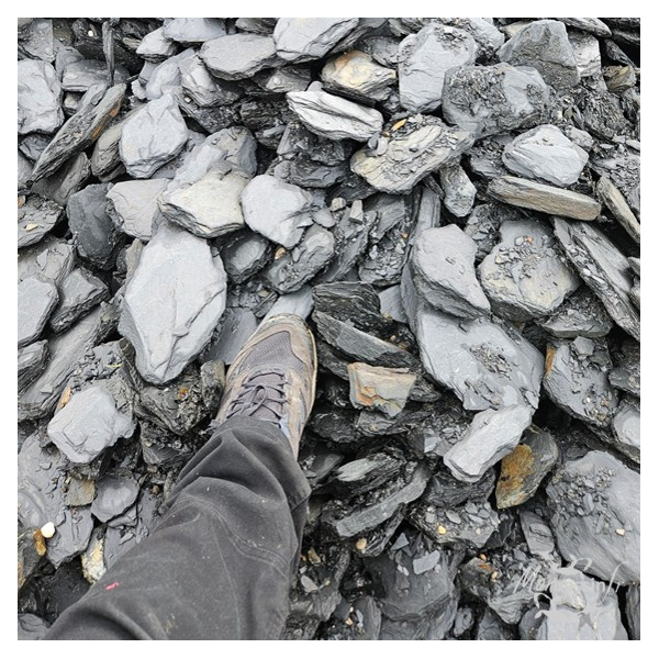 Ardoise Pilée 120+ mm - Dalles d'Ardoise Naturelle | MonBassin.fr