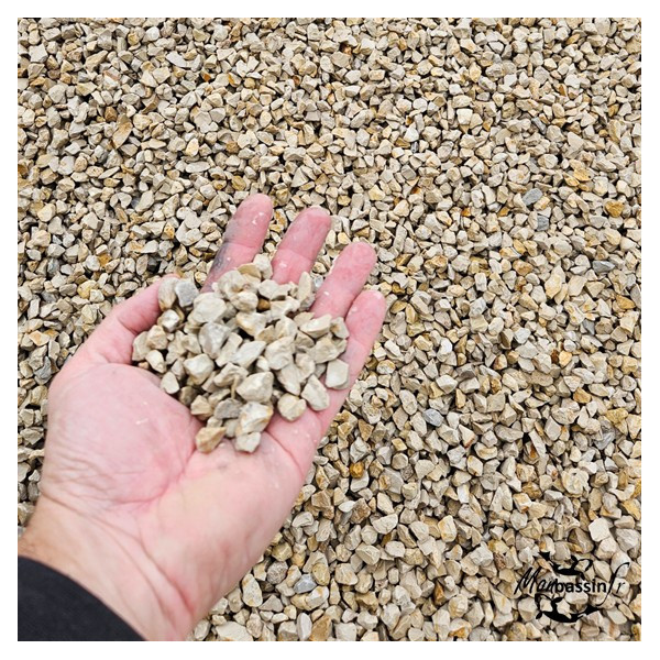Gravier Versailles 6/10 mm – Calcaire Beige Doré | MonBassin.fr