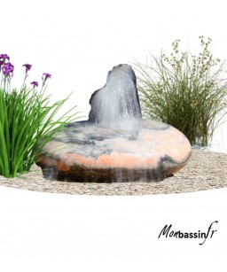 pierre percée fontaine naturelle - eau