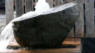fontaine granit sciée