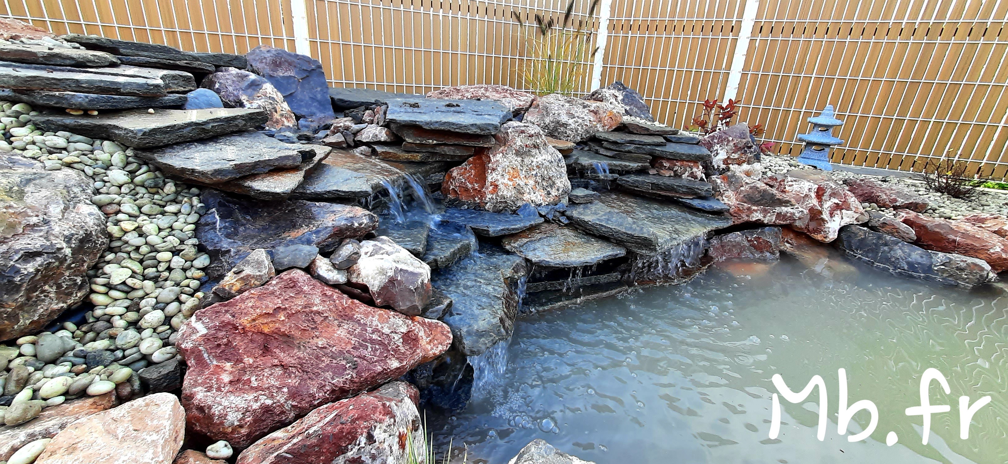 cascade pierres plates yéti